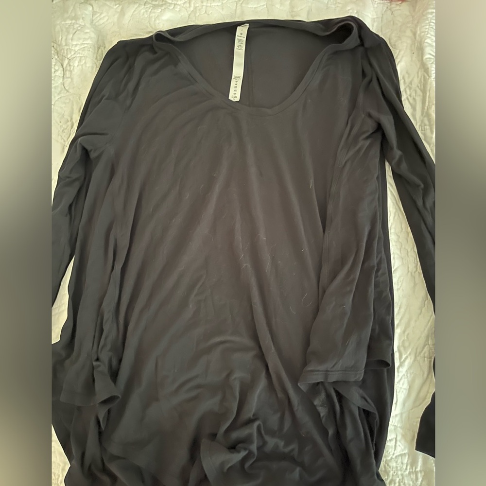 Lululemon swing long sleeve stretch shirt in black
